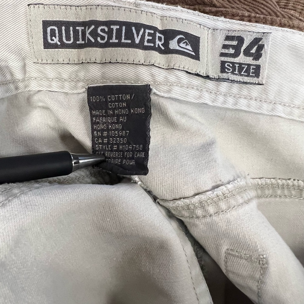 Quiksilver Men's Vintage Cream Khaki Shorts Size 34 90s Y2K - Picture 2 of 8